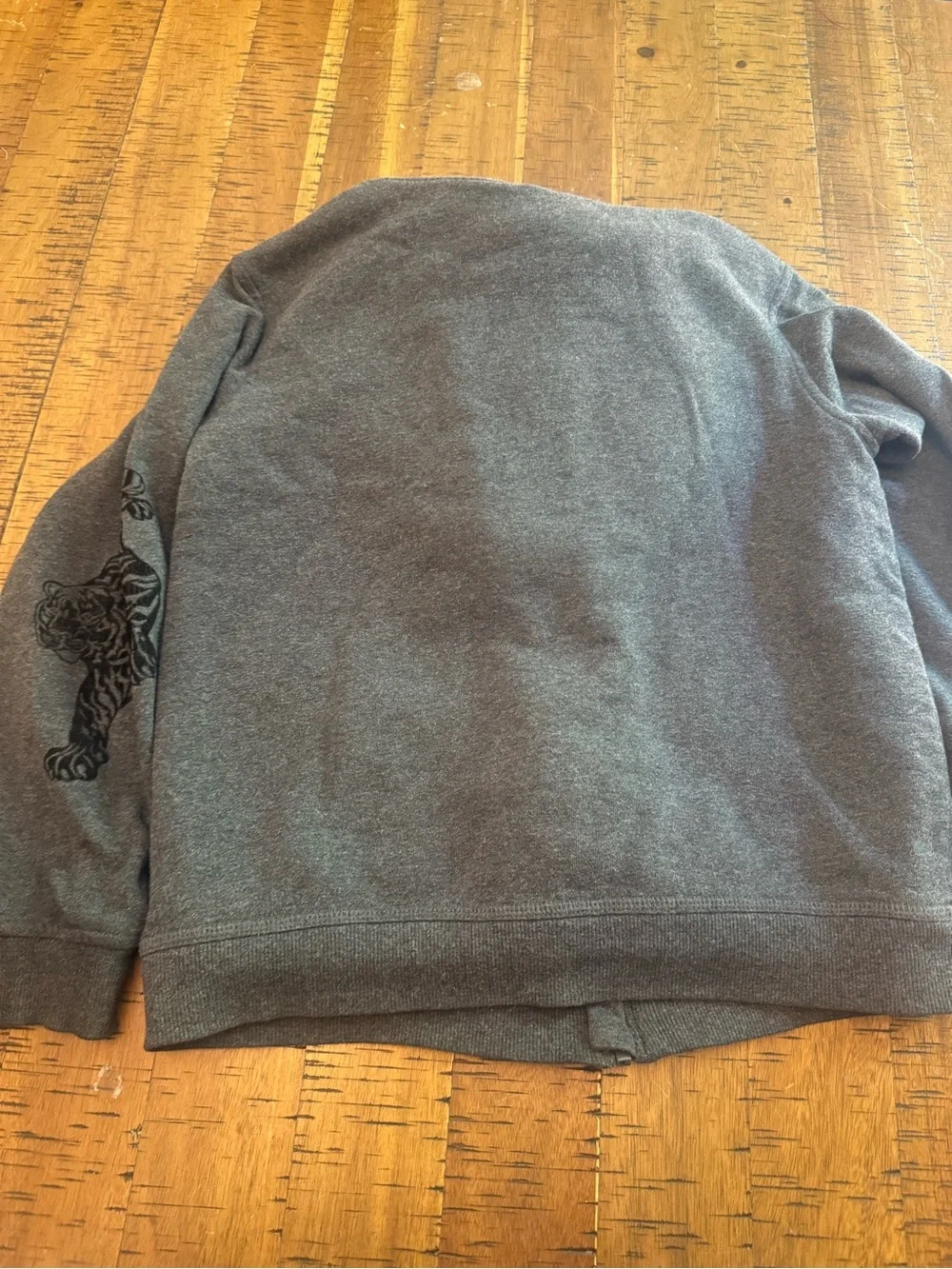Epic Threads Medium Gray Zip-Up Hoodie with Tiger Sleeve Graphic